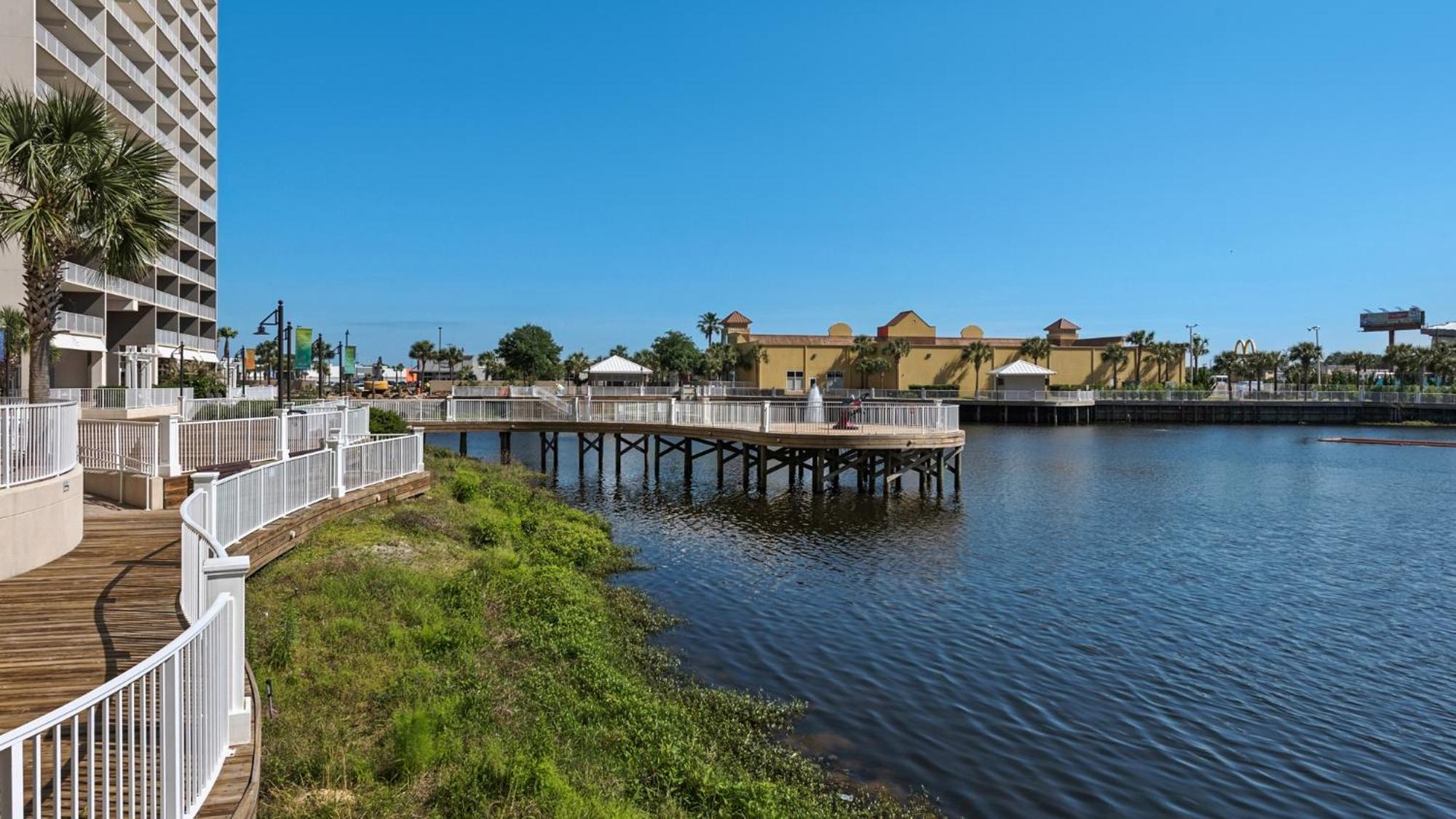 Laketown Wharf 613! Ocean View, 1 Bd, 2 Bath, And Amazing Amenities! Villa Panama City Beach Exterior photo